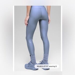 ALO Yoga SET (Leggings and Tank)